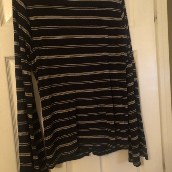 Wrap top - Picture 2 of 3